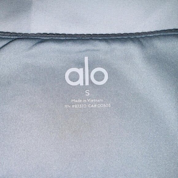 Alo Yoga Blissful Henley Bra Top - Picture 7 of 11